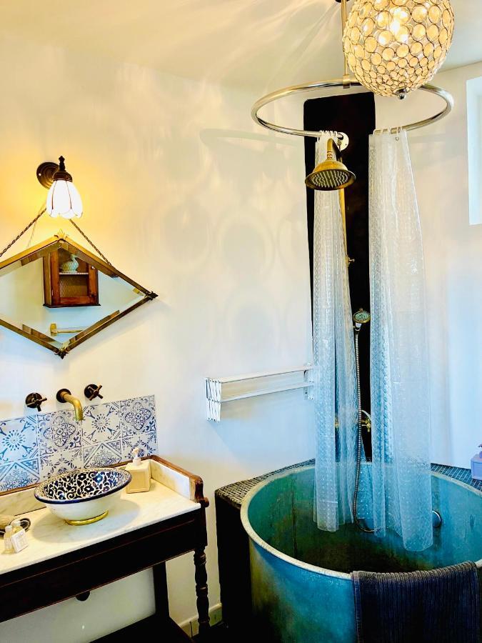 Elegant Studio Sous Les Toits Marseilles Exterior foto